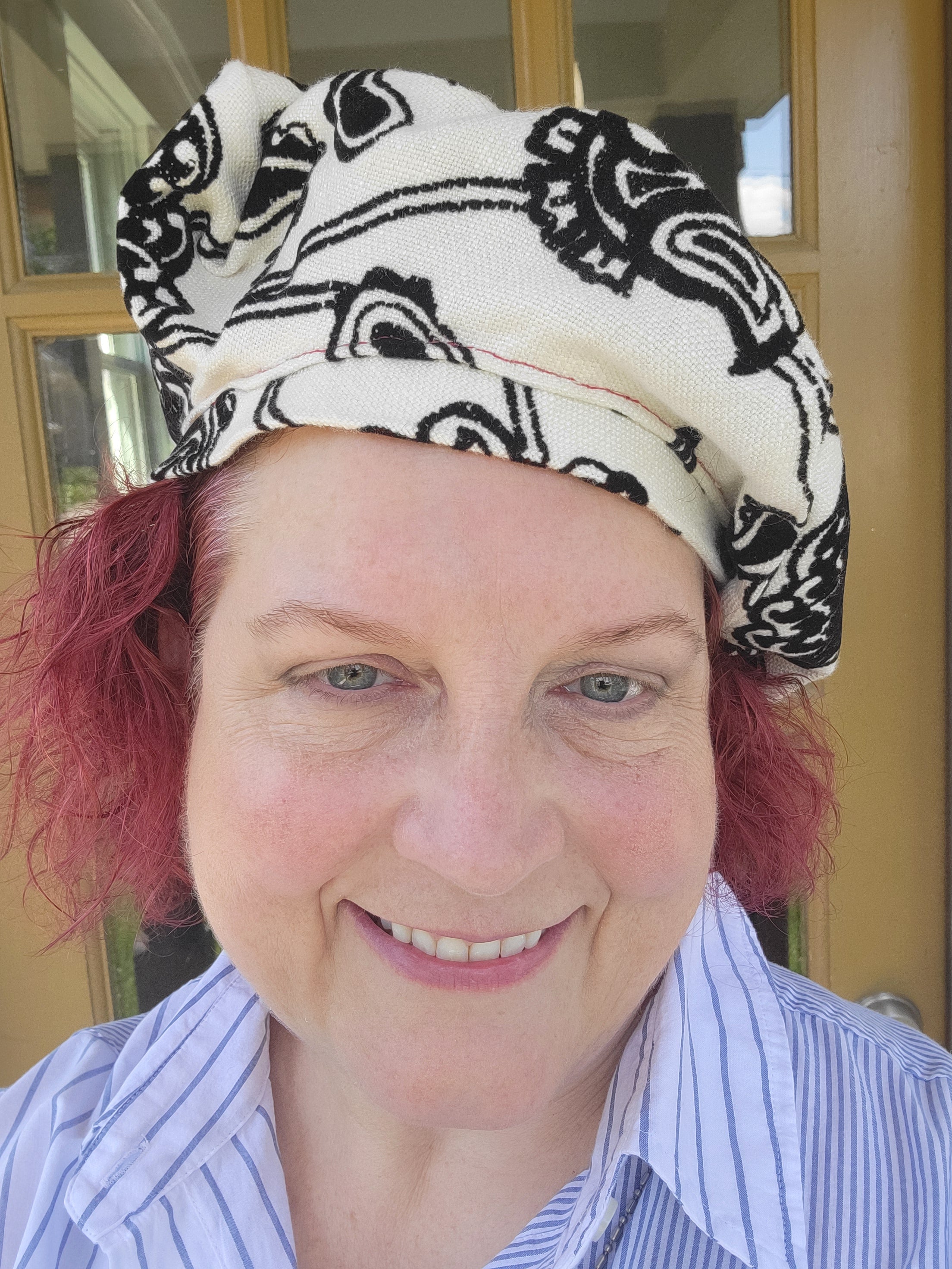 Velvet Black and White Beret