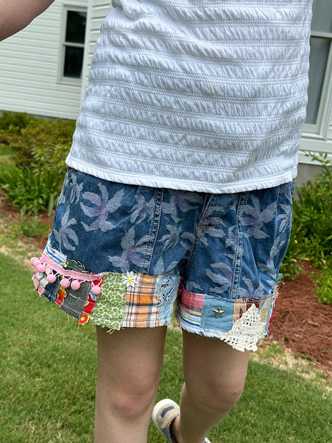 'Haylee' Short Shorts